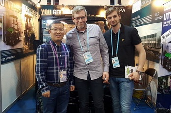 Customer Visit our Booth in Canton Fair